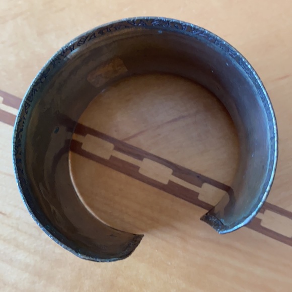 Beautiful boho chic Bangle - Picture 3 of 6